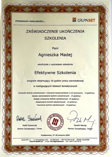 O Agnieszce Madej-Uhl 10 - - Totalna Biologia, Karma Rodowa Efektywne Szkolenia